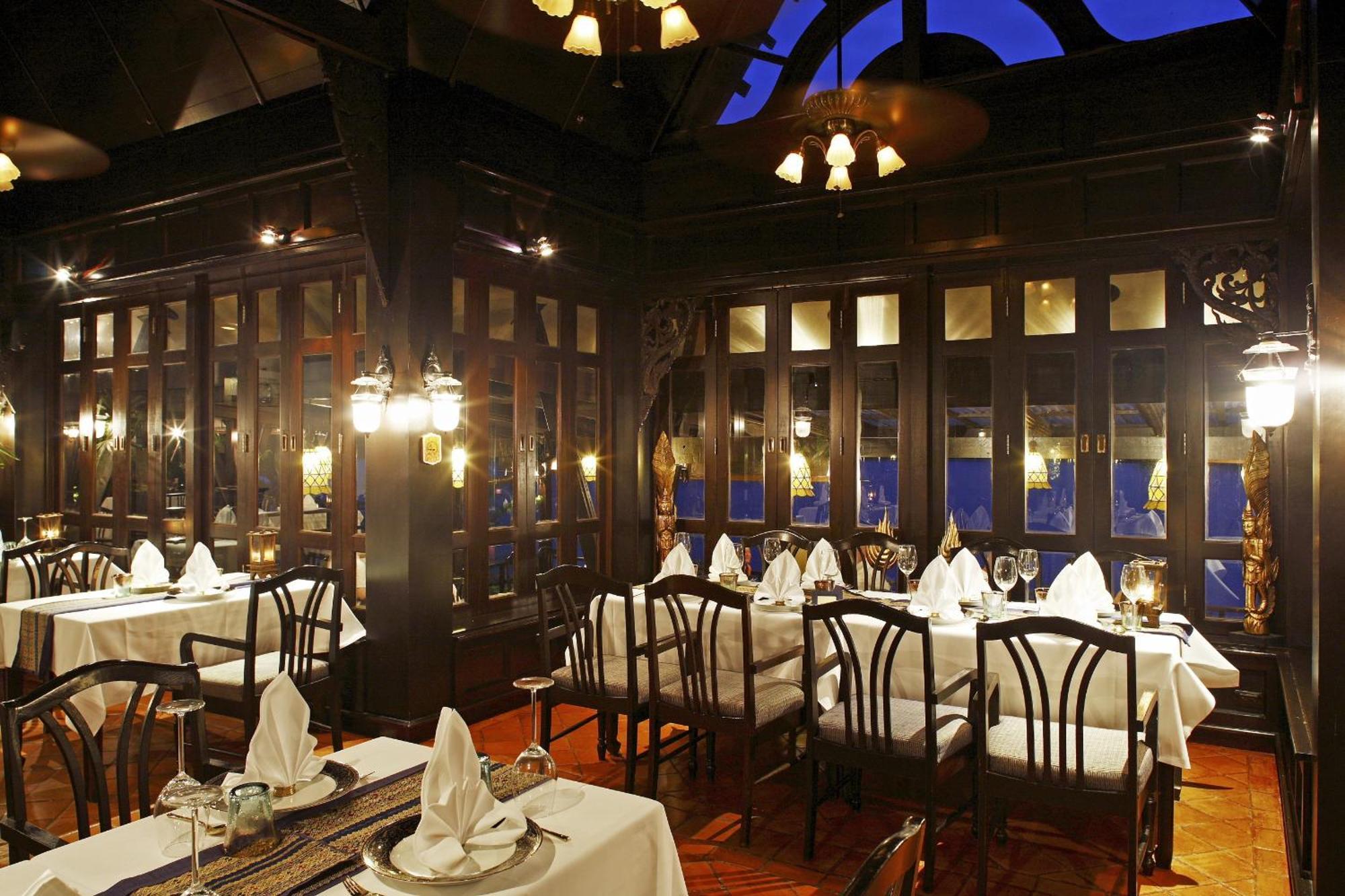 Dusit Thani Laguna Phuket Praia de Bang Tao Exterior foto The interior of the restaurant